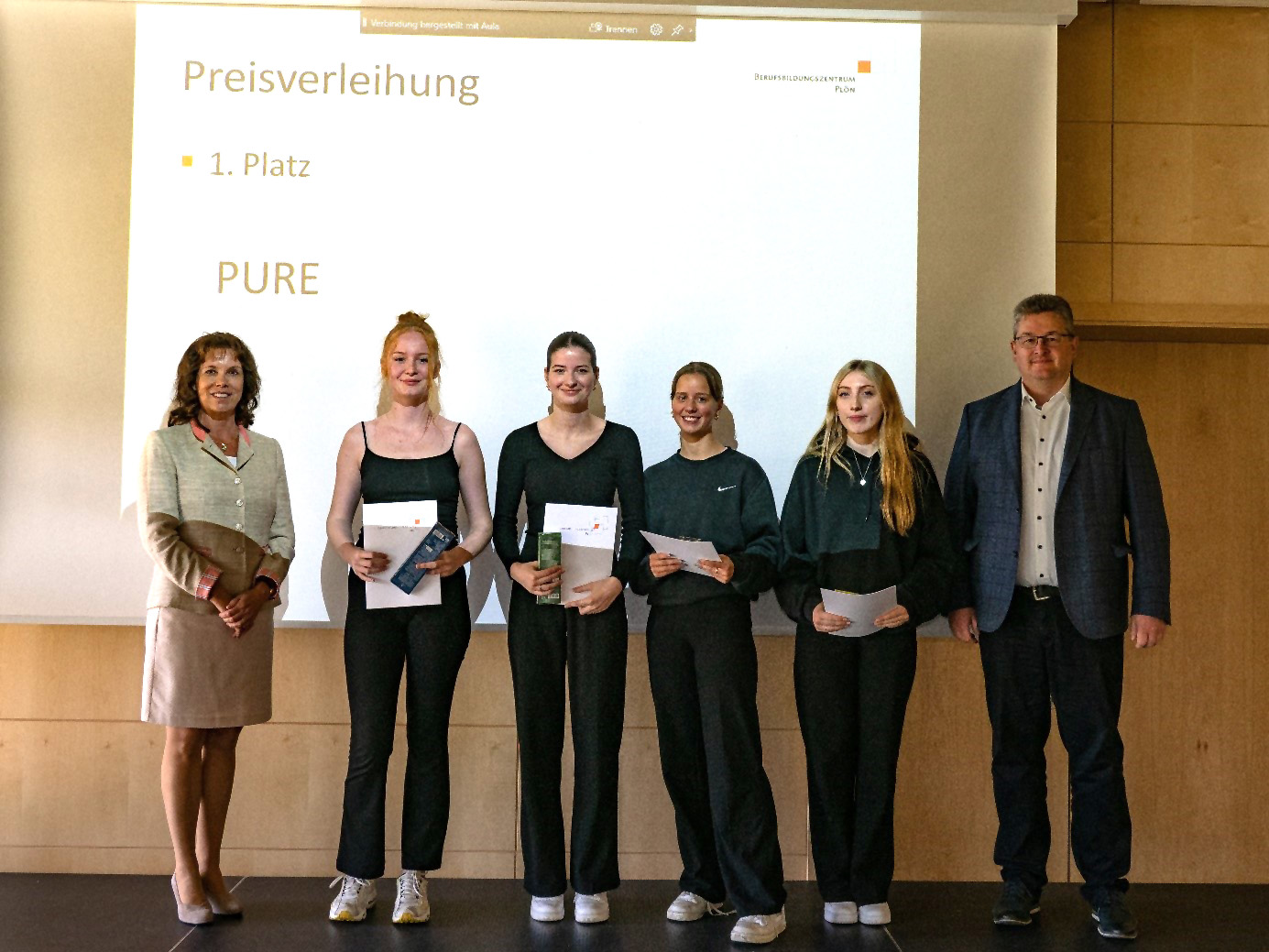 Erfolgreiche Teilnahme des Beruflichen Gymnasiums in Preetz am bundesweit größten Existenzgründungsplanspiels für Jugendliche
